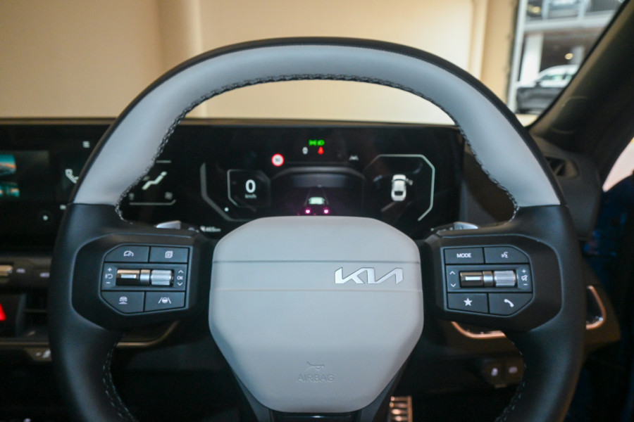 2025 Kia K4 CL4m GT-Line Sedan Image 12