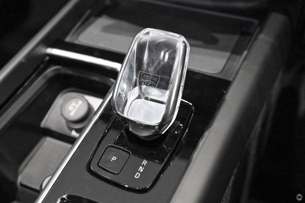 2026 Volvo XC60 UZ Ultra T8 Plug-in Hybrid Dark SUV Image 13