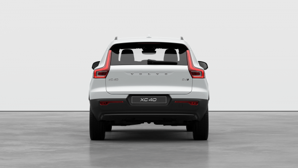 2025 MY26 Volvo XC40 XZ Ultra B4 Dark SUV image 4