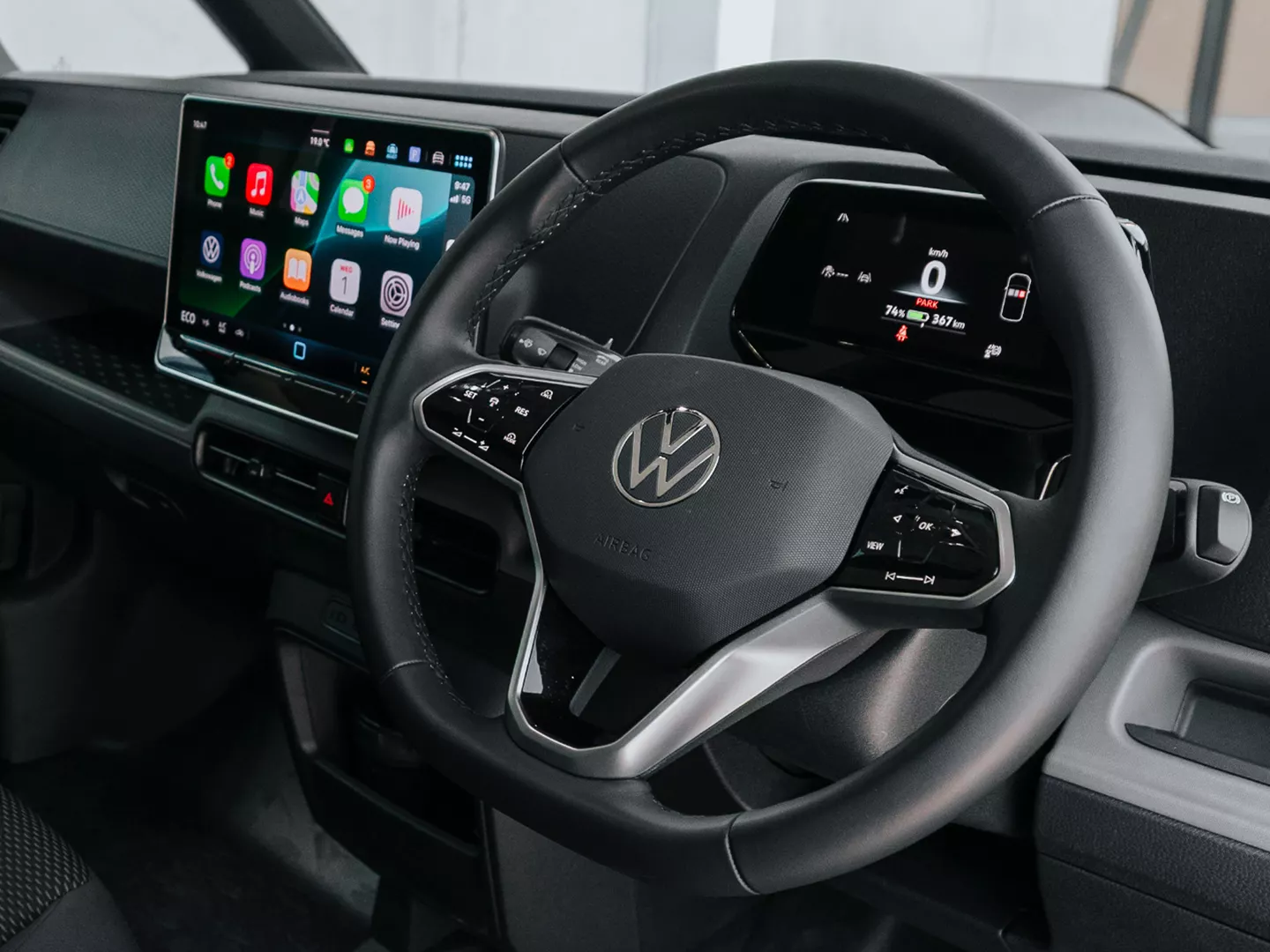 Smart controls at your fingertips Multifunction steering wheel Image
