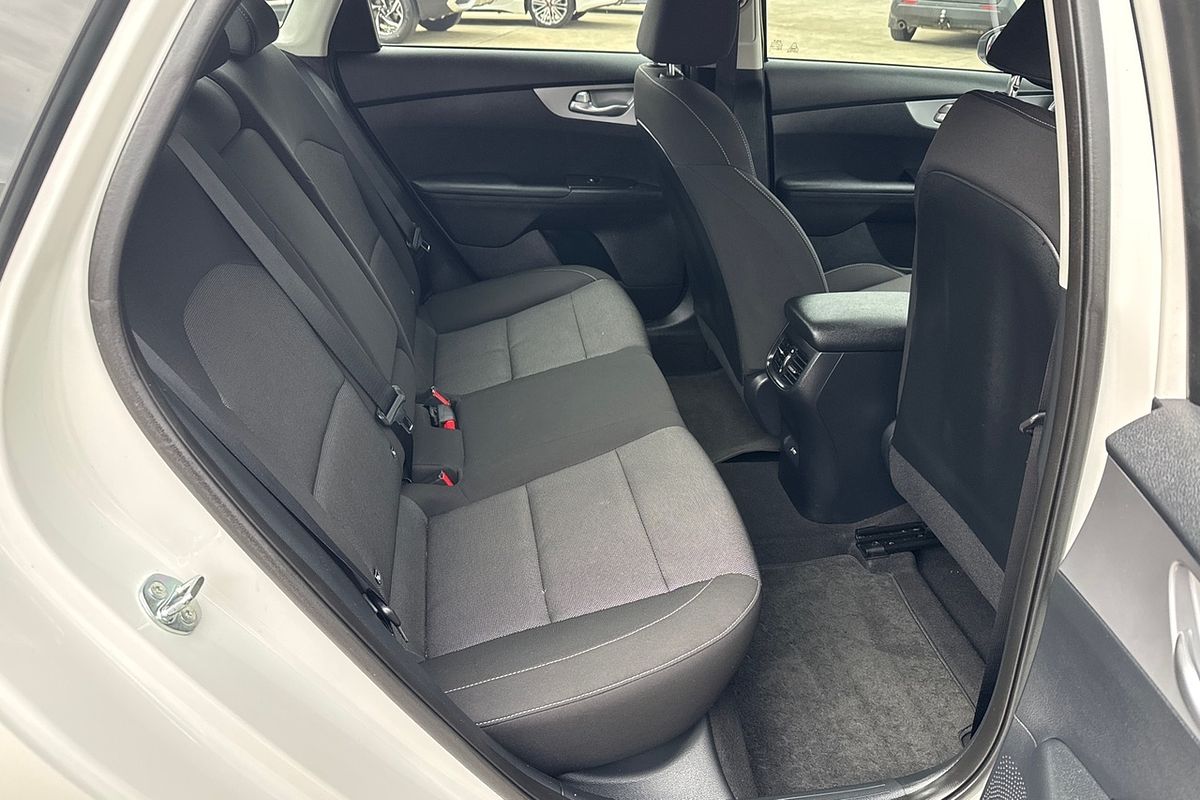 2024 Kia Cerato BD S with Safety Pack Hatch Image 8