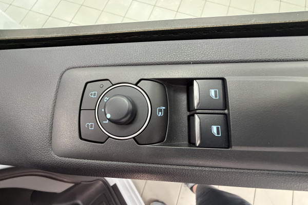 2026 MY27 Ford Transit Custom AV Sport SWB Van Image 22