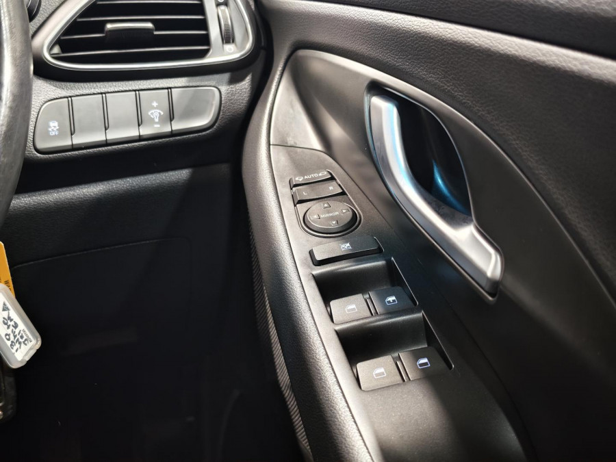2020 MY21 Hyundai i30 PD.V4  Hatch Image 14