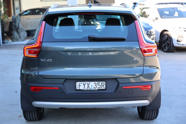 2026 Volvo XC40 XZ Plus B4 SUV Image 6