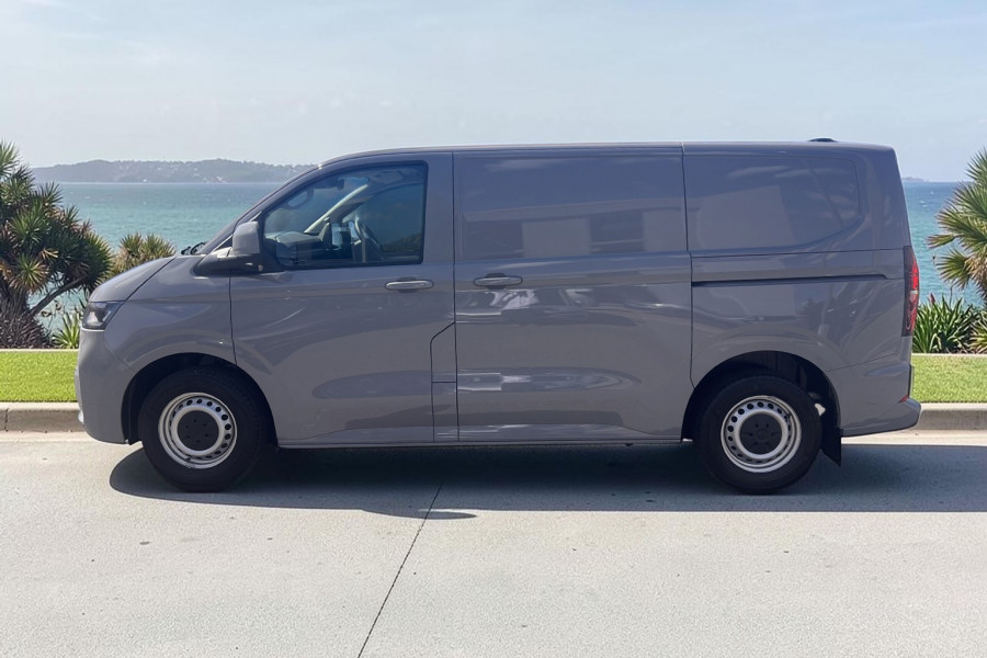 2026 MY25 Volkswagen Transporter NSN TDI 125kW Van Image 4