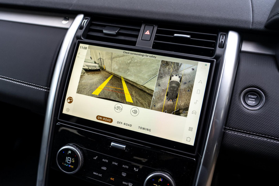 2025 Land Rover Discovery Series 5 D350 Dynamic SE SUV