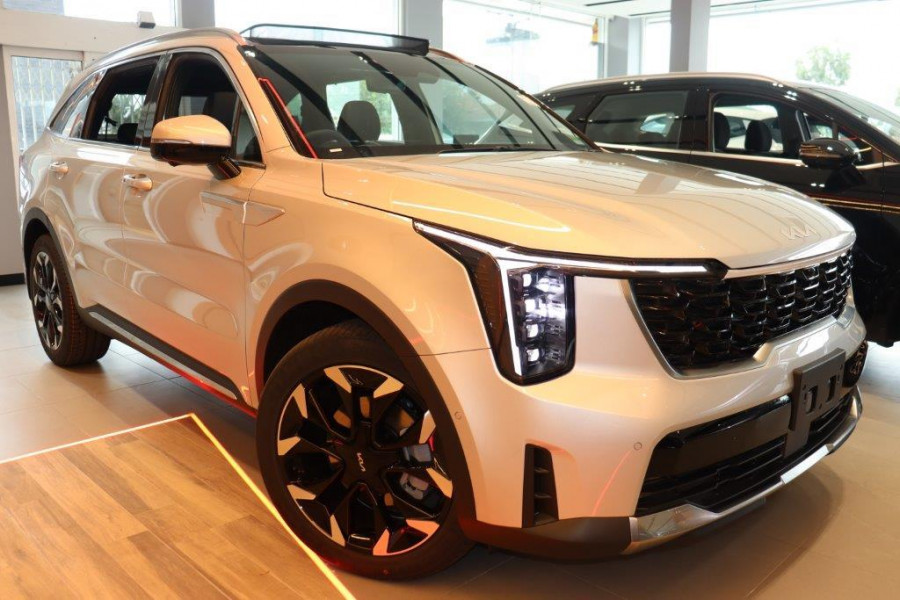 2026 MY27 Kia Sorento MQ4 PE HEV GT-Line SUV Image 3
