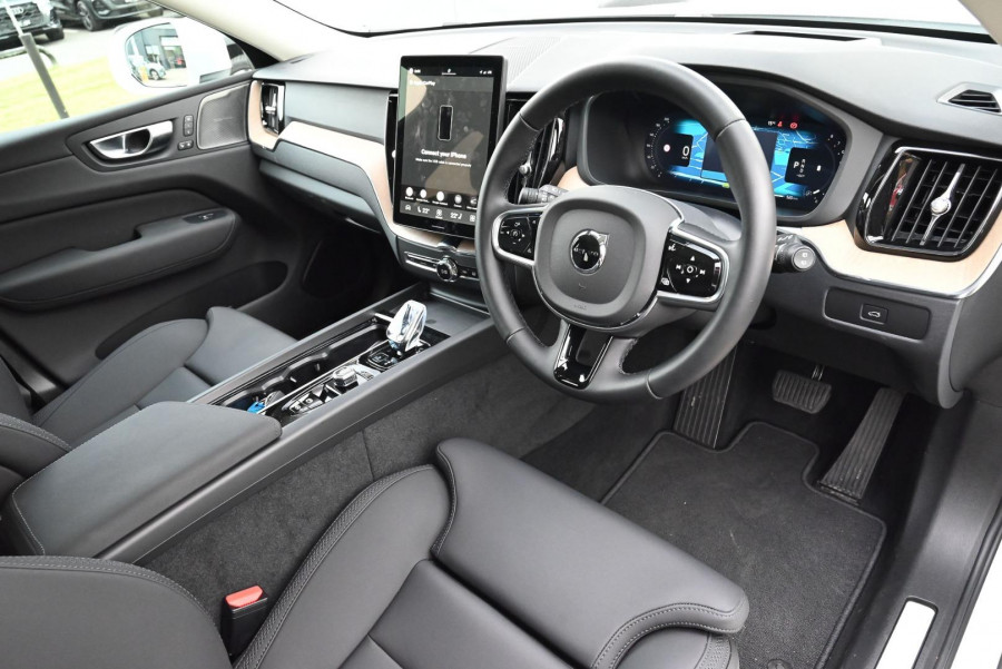 2025 MY26 Volvo XC60 UZ Plus B5 Bright SUV Image 5