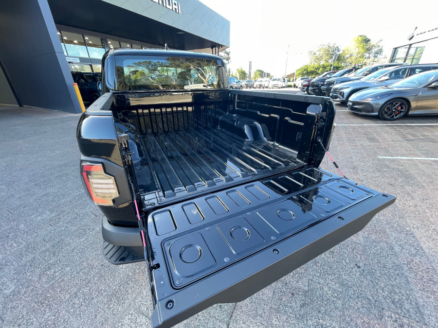 2025 MY26 Kia Tasman TK SX Ute Image 20