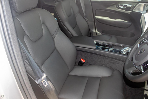2024 MY25 Volvo XC60 UZ Ultra T8 Plug-In Hybrid SUV Image 6