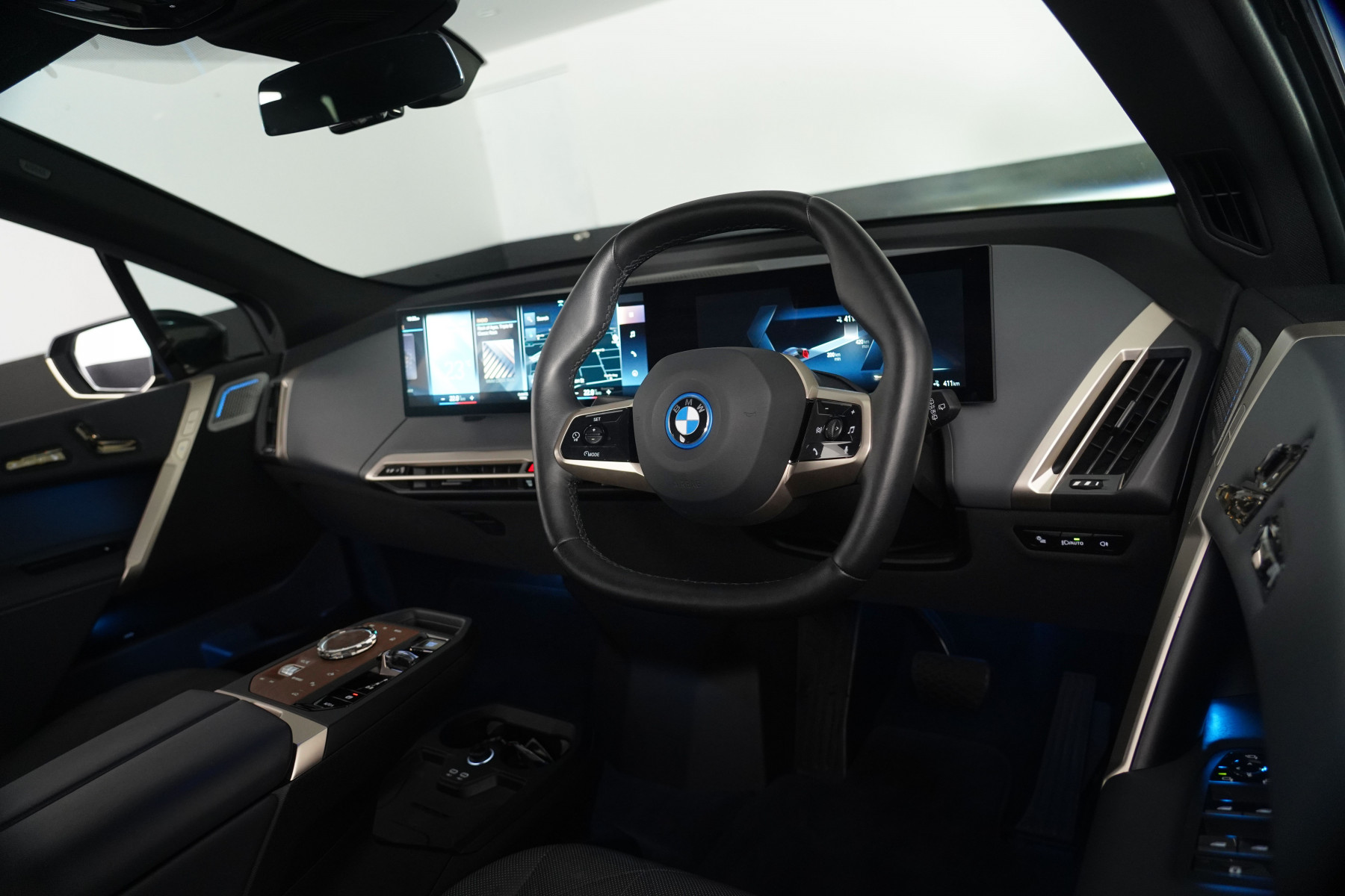 2022 BMW Ix M60 SUV Image 28