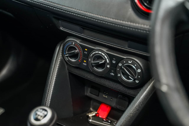 2018 [SOLD]    Image 7