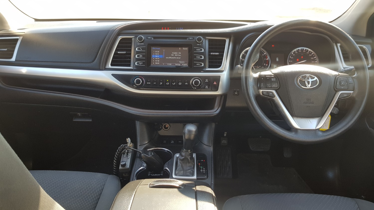 2015 Toyota Kluger GSU55R GX SUV Image 15