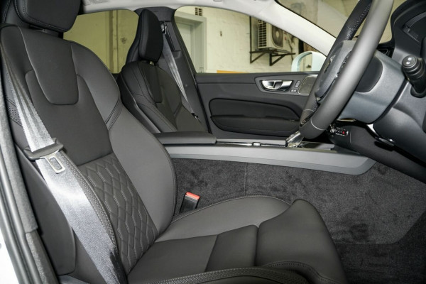 2026 Volvo XC60 UZ Plus B5 Bright SUV Image 8