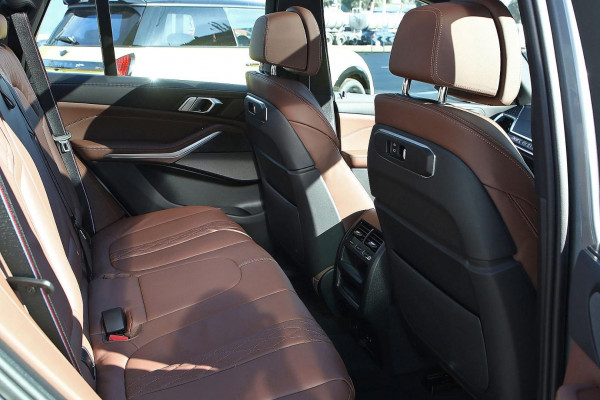 2026 BMW X5 G05 LCI xDrive30d M Sport SUV image 7
