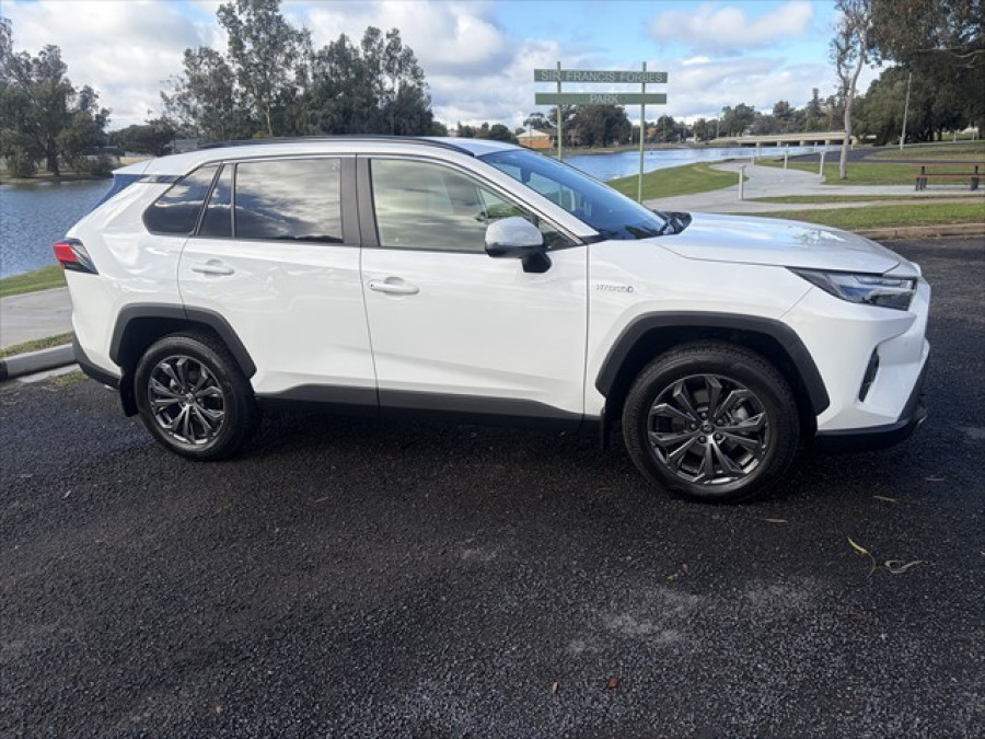 2024 Toyota RAV4 AXAH54R GXL SUV Image 5
