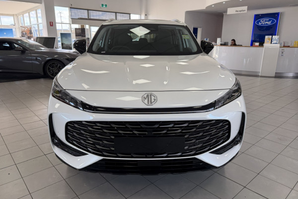 2025 MG HS AS33H Essence Hybrid+ SUV Image 3