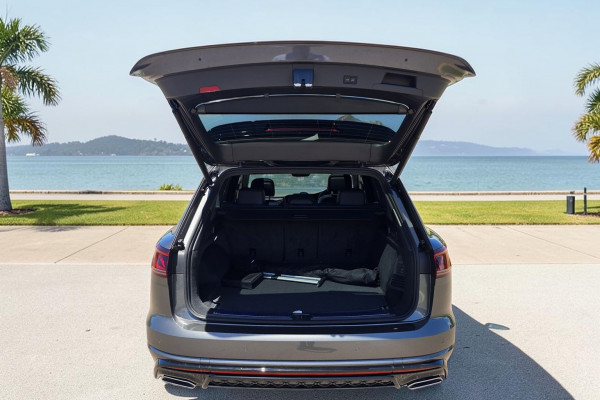 2025 MY26 Volkswagen Touareg RC 210TDI Wolfsburg Edition SUV Image 7