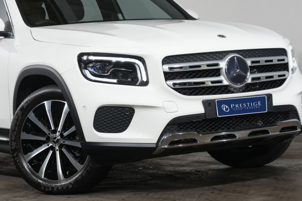 2022 Mercedes-Benz GLB-Class GLB200 SUV Image 2