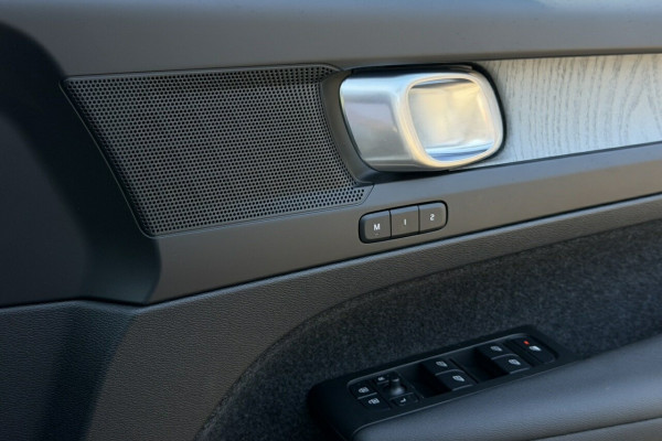 2026 Volvo XC40 XZ Plus B4 SUV Image 17