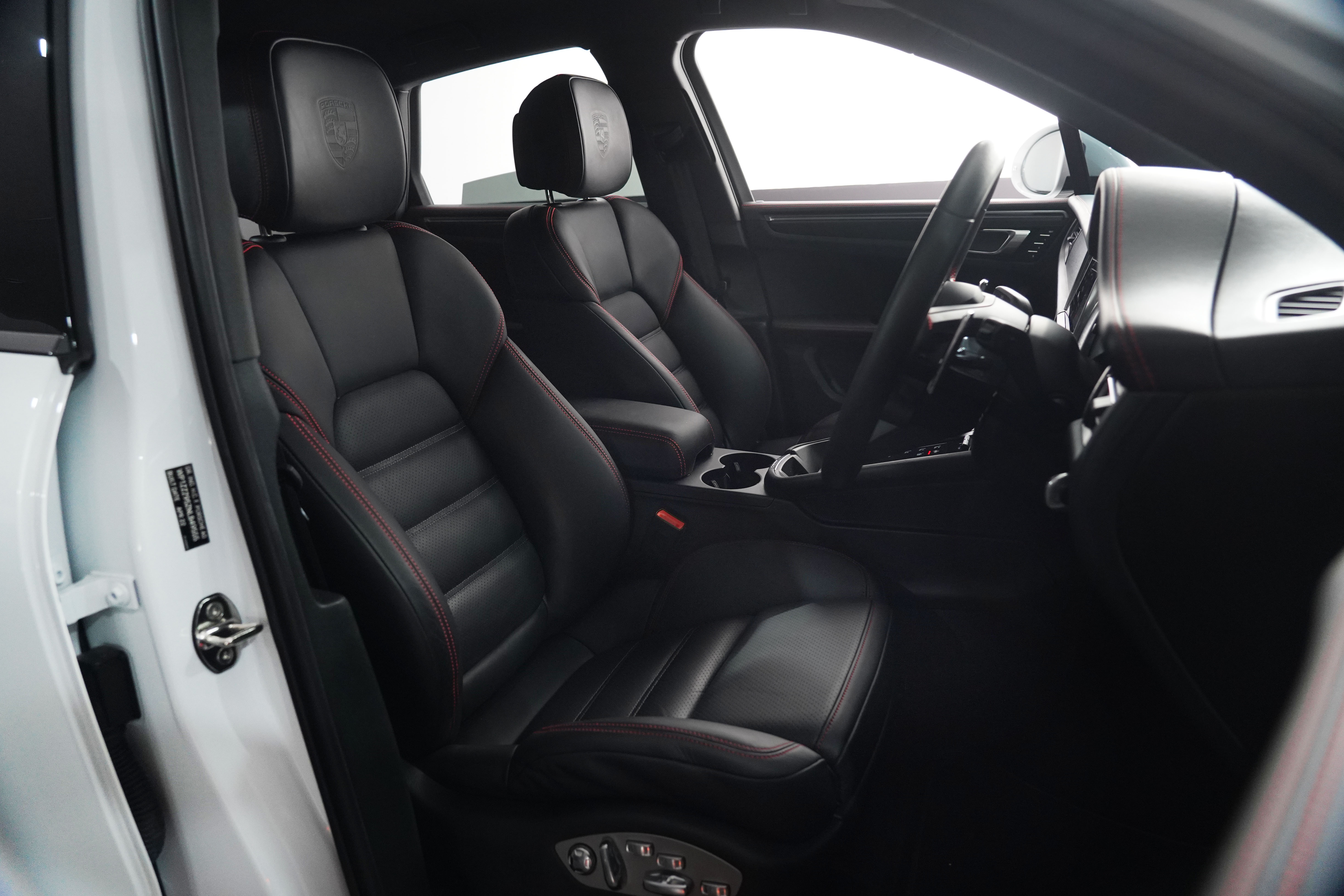 2022 Porsche Macan GTS SUV Image 28