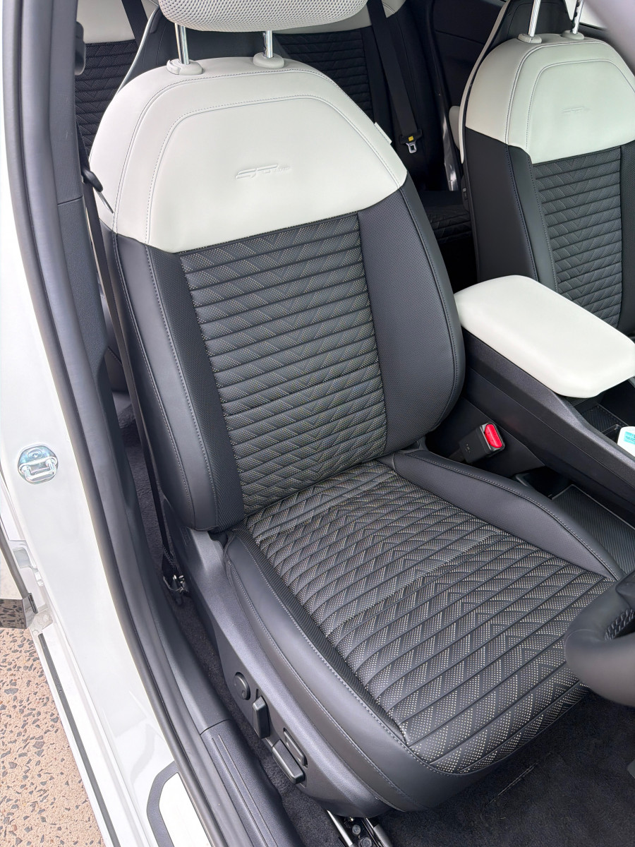 2026 Kia EV4  GT-Line Long Range Sedan Image 10