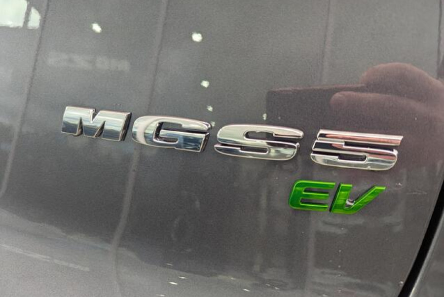 2025 MG MGS5 EV ZS3EM Essence 62 SUV Image 19