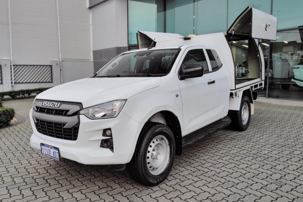 2021 Isuzu D-MAX RG SX Cab Chassis Image 2