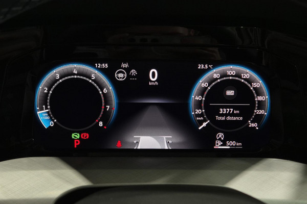 2025 Volkswagen Golf 8.5 110TSI Life Hatch Image 10
