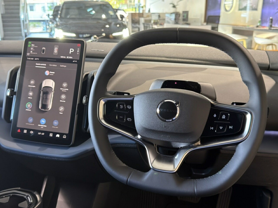 2026 Volvo EX30  Single Motor Extended Range Plus SUV Image 13