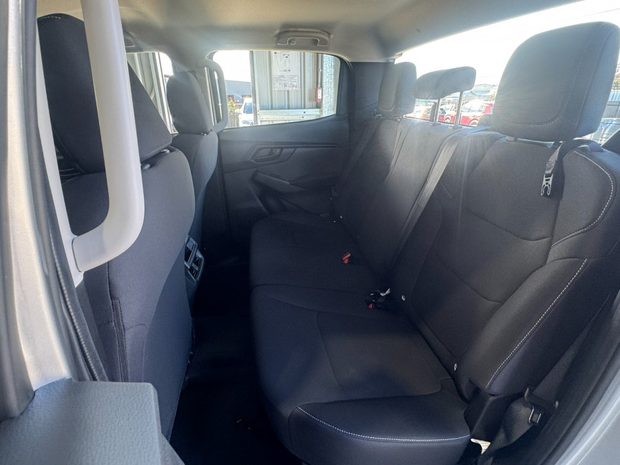 2026 MY25.5 Isuzu D-MAX RG SX Ute Image 12