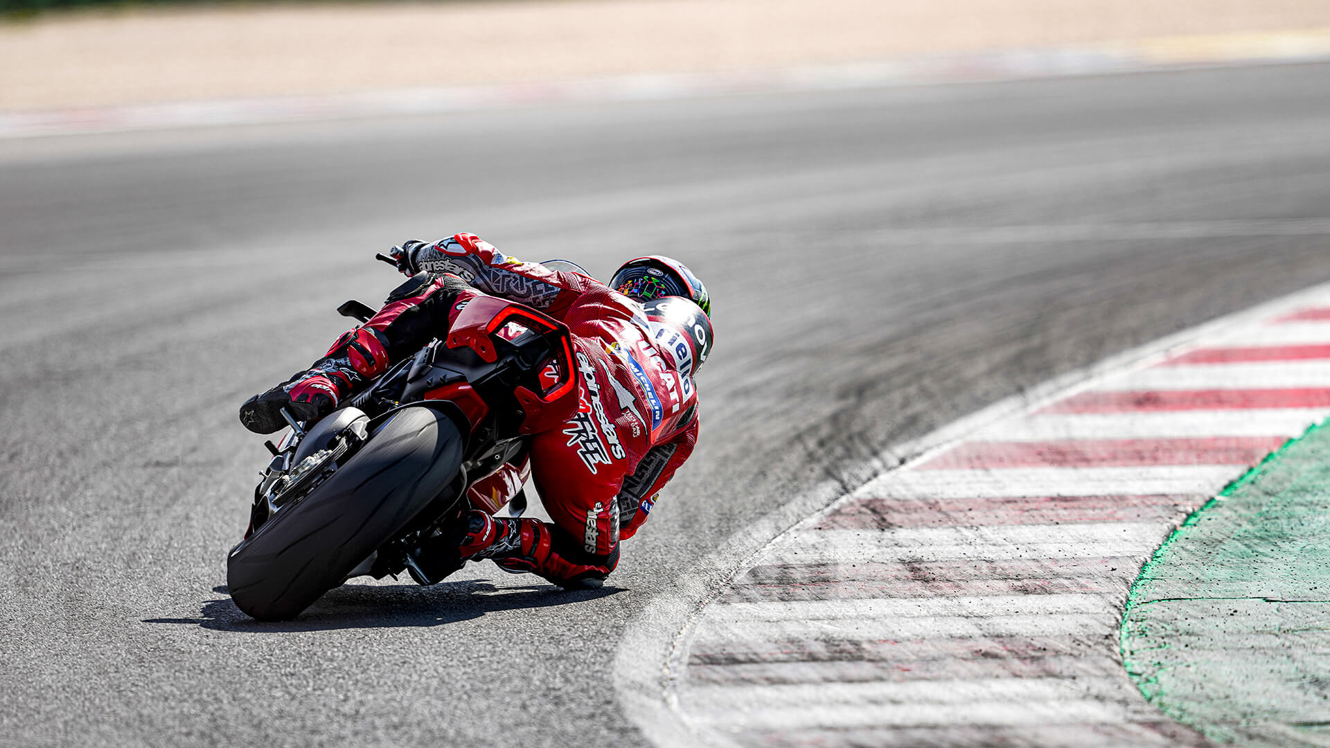 New Ducati Panigale V4/ V4 S 2024 Image