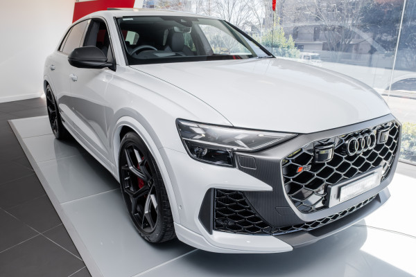 Audi RS Q8 TFSI performance F1