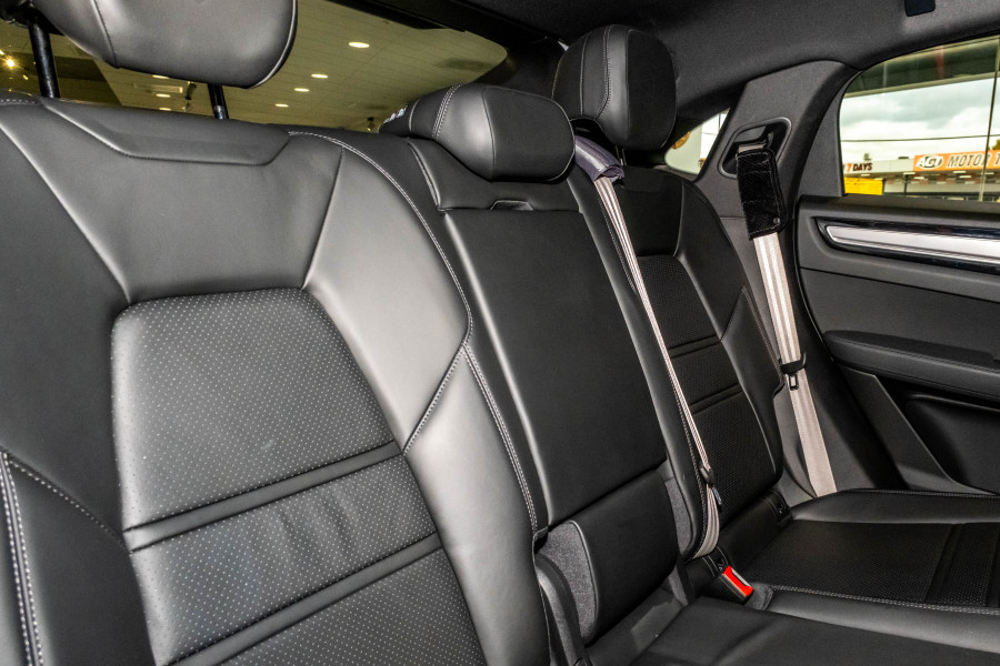2022 MY23 Porsche Cayenne S Platinum Edition Coupe