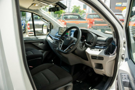 2024 LDV Deliver 7   Van