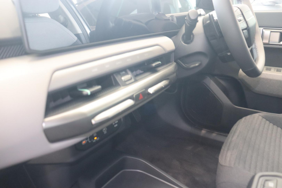 2025 MY26 Kia EV4  Air Standard Range Sedan Image 15