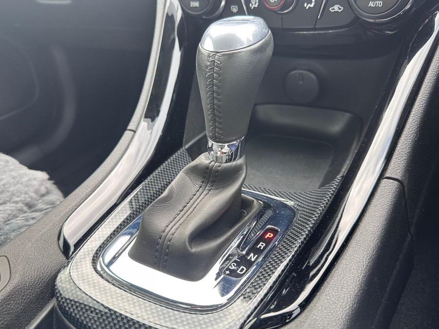 2015 Holden Ute VF SV6 Ute Image 25