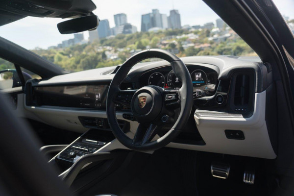 2024 Porsche Cayenne GTS SUV Image 10