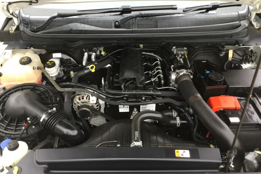 2017 Mazda BT-50 UR XT 4x2 Cab chassis Image 9