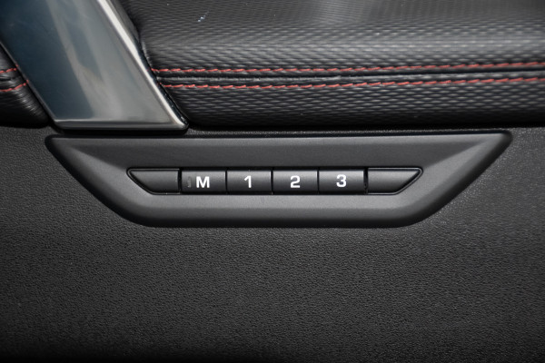 2020 Land Rover Discovery Sport SE SUV Image 14