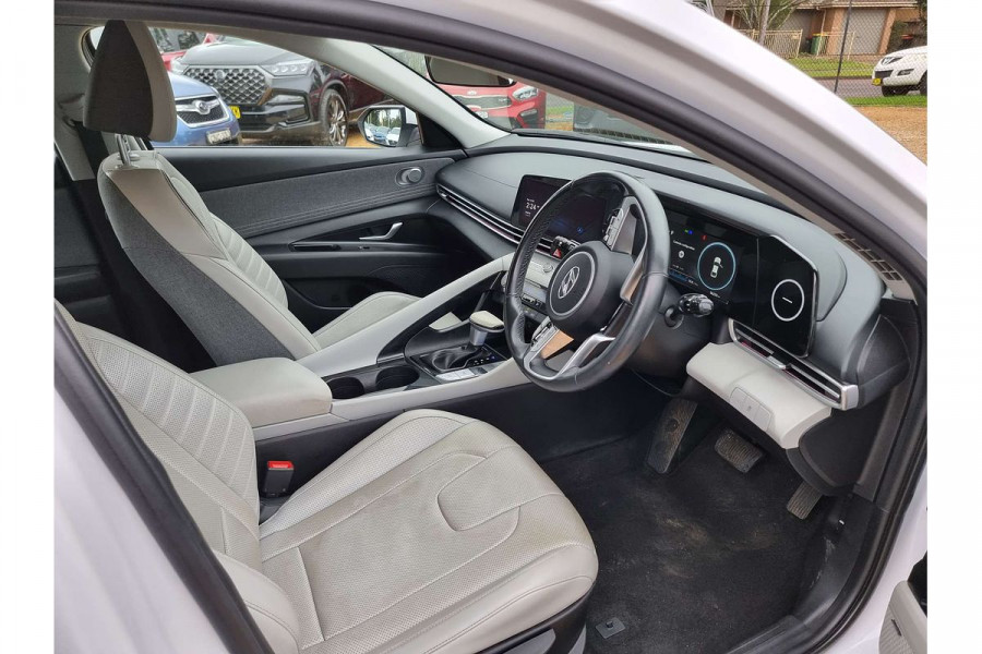 2021 Hyundai i30 CN7.V1 Elite Sedan Image 9