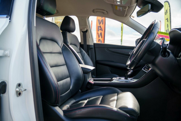 2022 MG HS Plus EV SAS23 Excite SUV Image 18