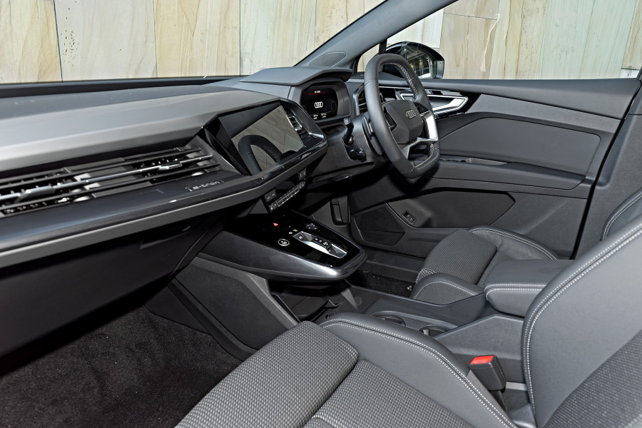 2025 MY24 Audi Q4 e-tron F4 45 SUV