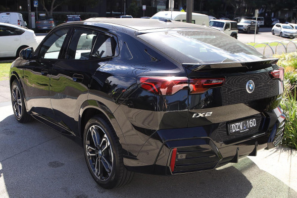 2024 BMW iX2 U10 eDrive20 M Sport SUV image 5