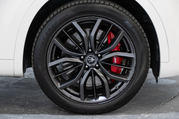2022 Maserati Levante GT SUV Image 6