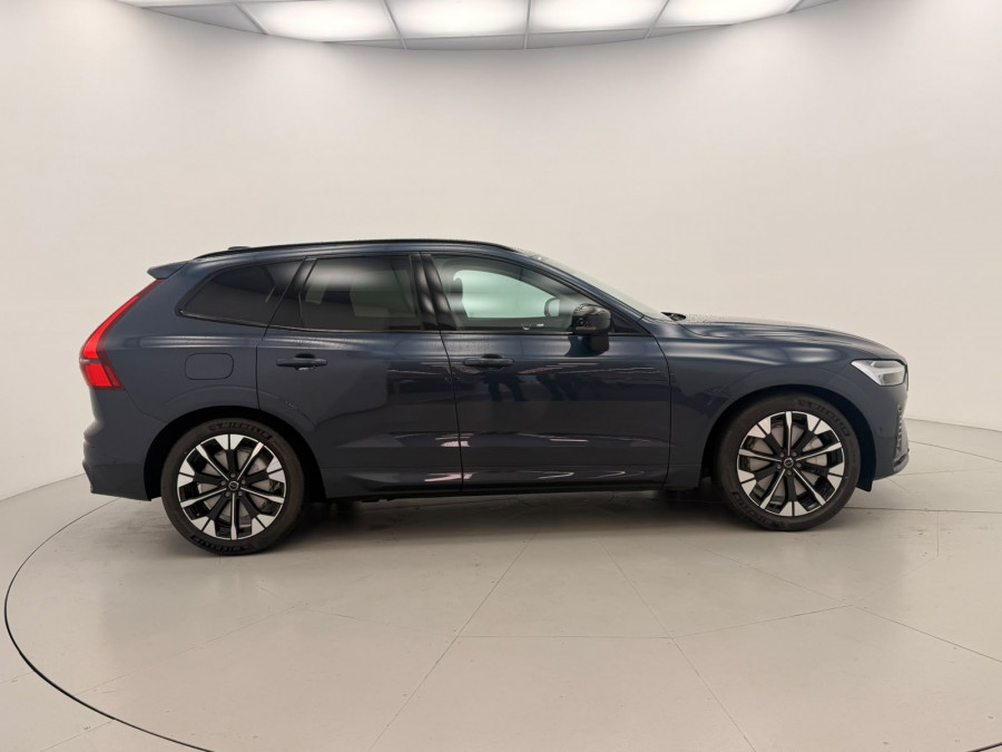 2026 Volvo XC60 UZ Ultra B5 Dark SUV Image 8