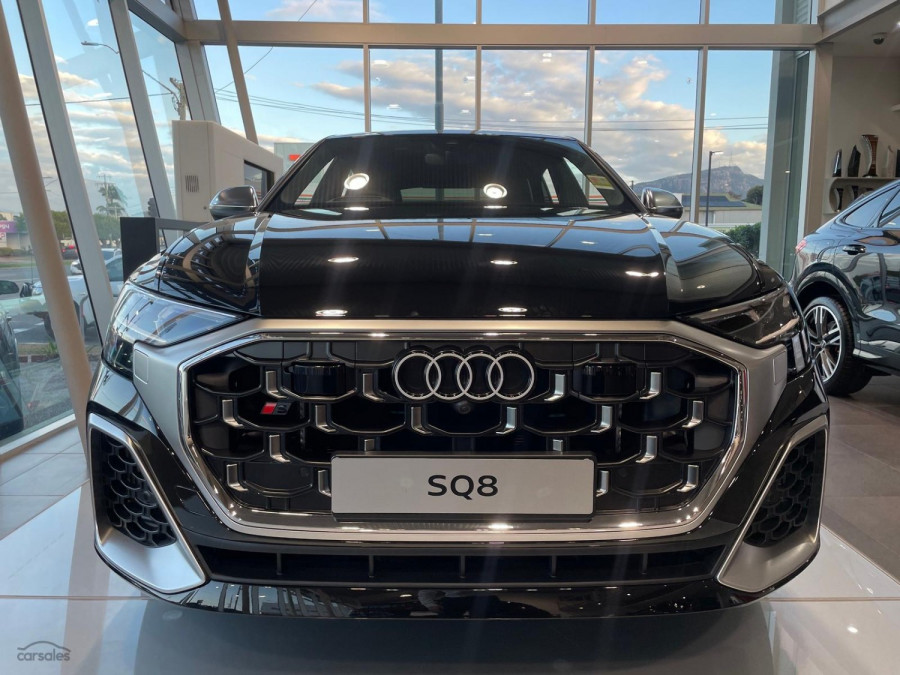 2026 Audi SQ8 TFSI SUV Image 42