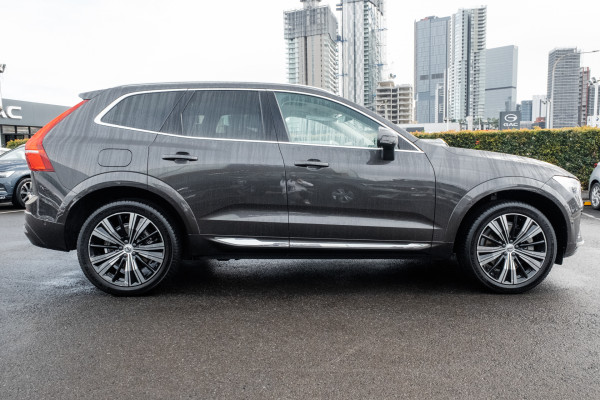 2022 Volvo XC60 UZ B5 Inscription SUV Image 3