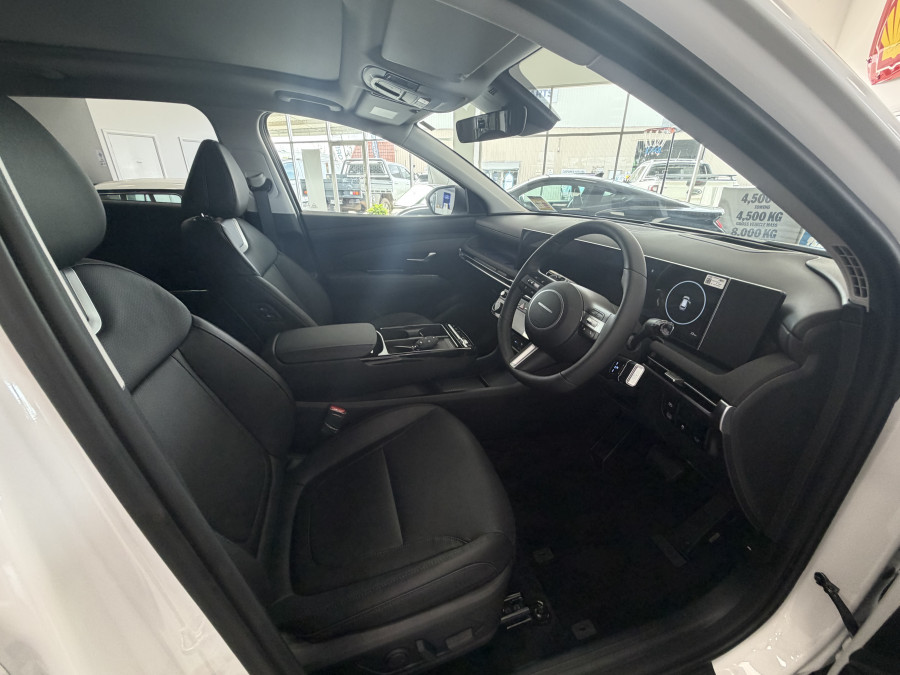 2026 Hyundai Tucson NX4.V4 Hybrid Premium SUV Image 8