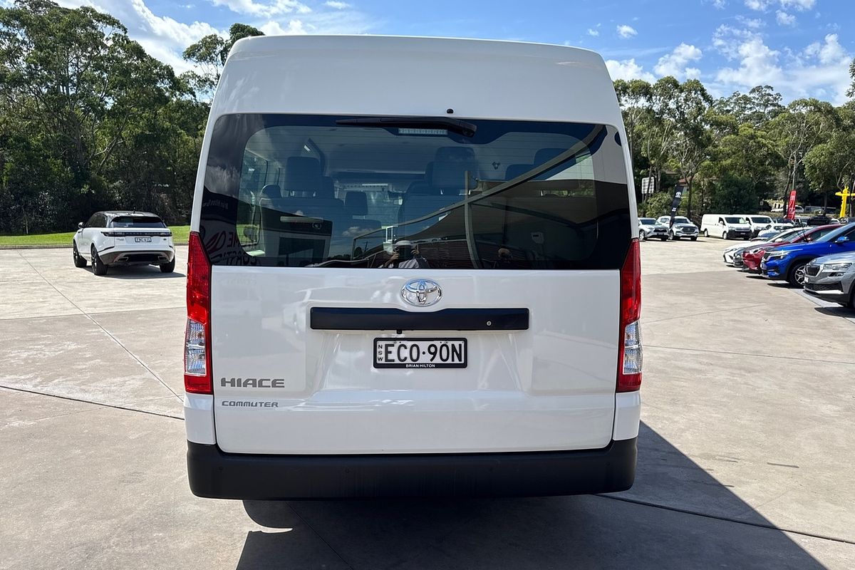 2019 Toyota HiAce GDH300R Commuter Van Image 18